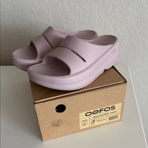 OOFOS Women's Oomega Ooahh stardust Lavender Slide Sandals 6